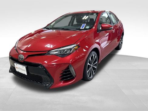 Used 2017 Toyota Corolla L image 3