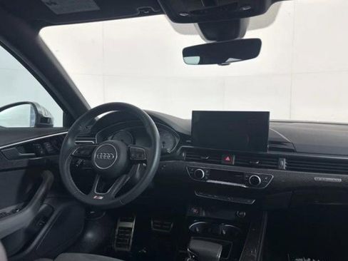 Used 2023 Audi S4 Premium w/ Convenience Package image 4