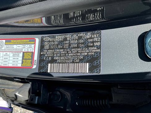 Used 2024 Hyundai Elantra SEL FWD image 18
