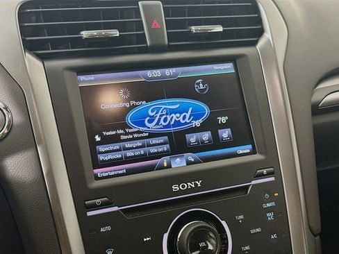 Used 2014 Ford Fusion Titanium image 15