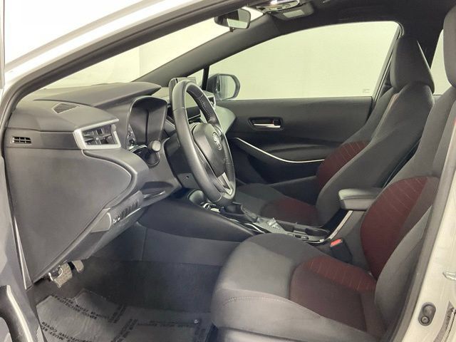 Used 2025 Toyota Corolla SE FWD image 14