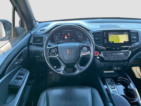 Used 2022 Honda Pilot Black Edition image 23