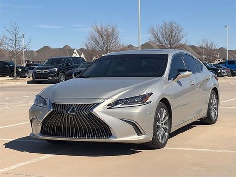 Used 2019 Lexus ES 350 F Sport w/ Accessory Package 2 image 3