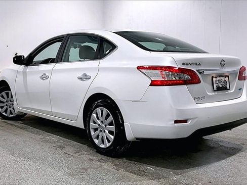 Used 2014 Nissan Sentra S image 4