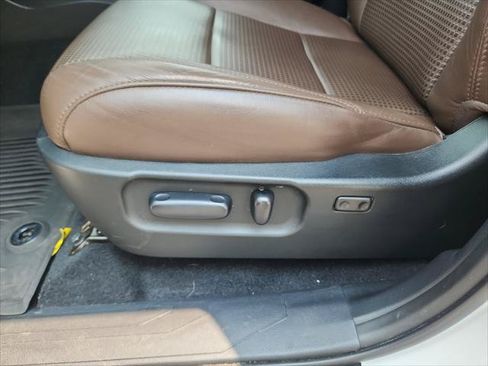 Certified 2021 Toyota Tacoma Limited AWD/4WD image 14