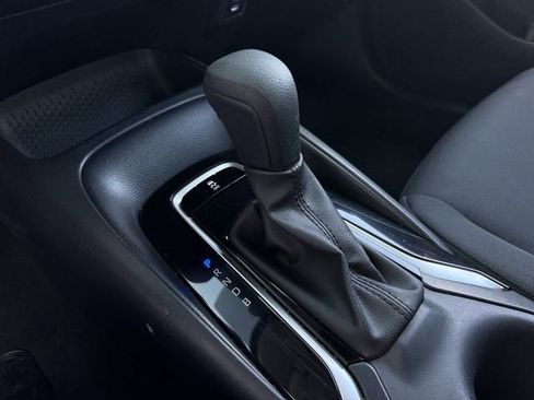 Used 2024 Toyota Corolla LE image 20