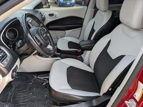 Used 2018 Jeep Compass Latitude w/ Popular Equipment Group AWD/4WD image 15