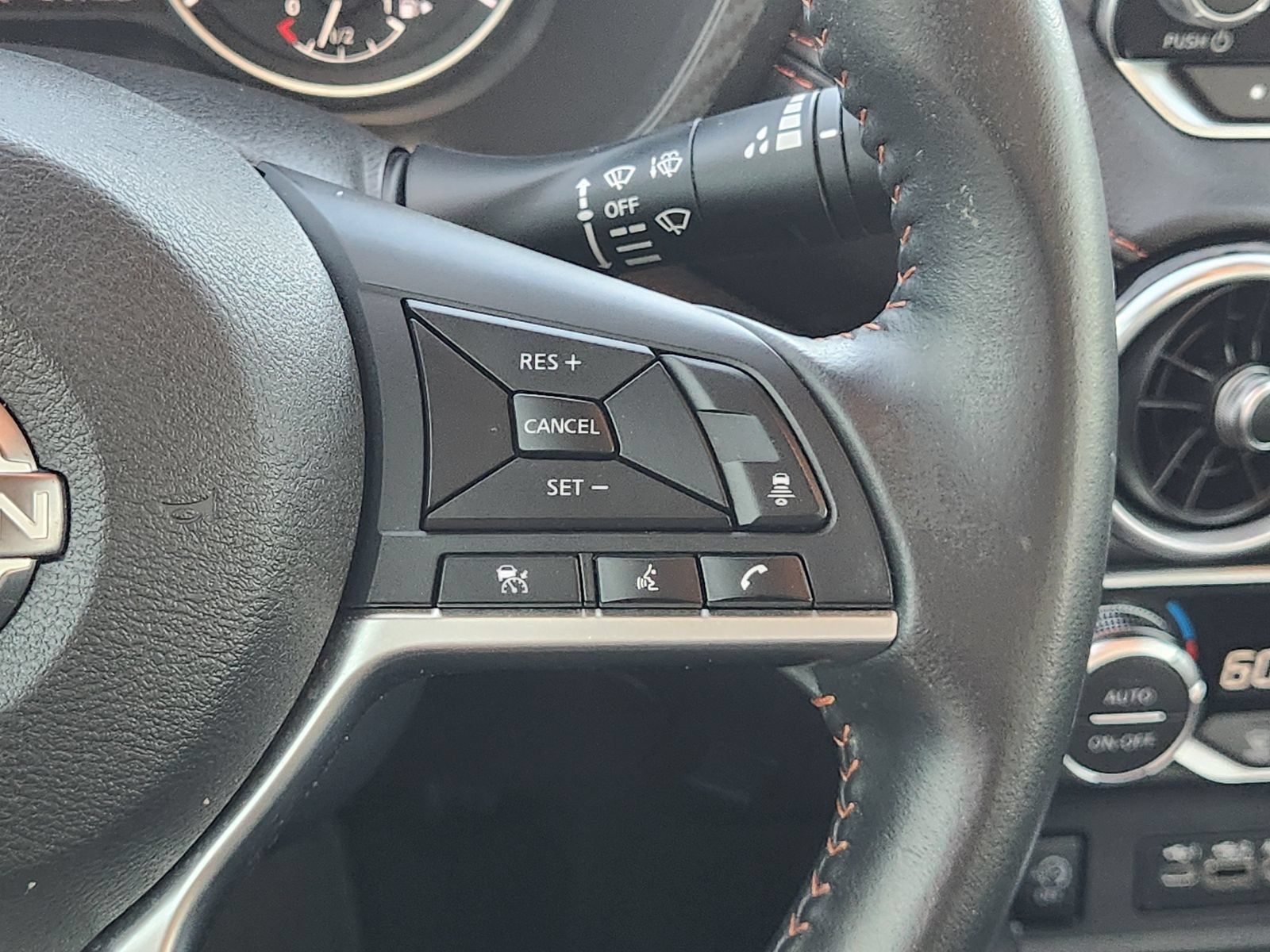 Used 2024 Nissan Sentra SR FWD image 28