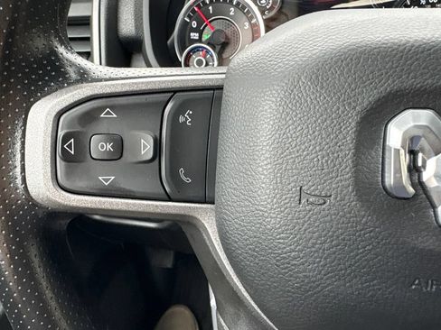 Used 2024 RAM 2500 Tradesman w/ Chrome Appearance Group AWD/4WD image 21