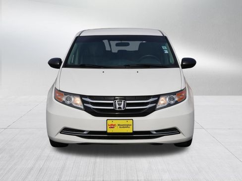 Used 2014 Honda Odyssey LX image 2