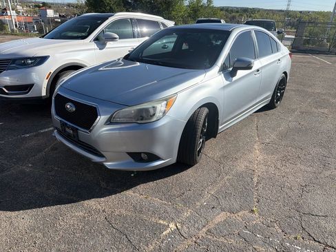 Used 2017 Subaru Legacy 3.6R Limited AWD/4WD image 5