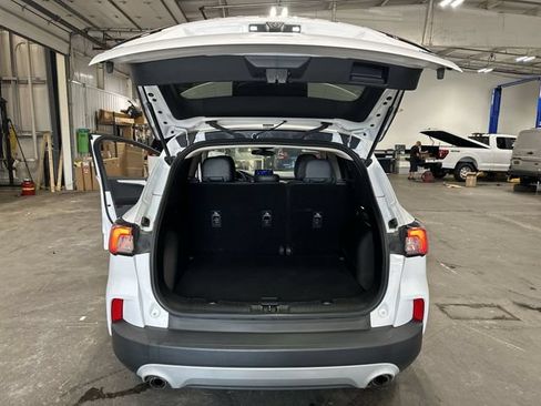 Used 2020 Ford Escape SE AWD/4WD image 25