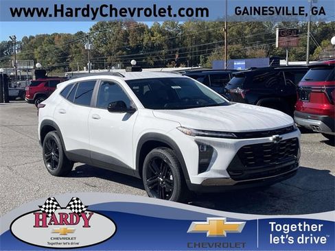 New 2026 Chevrolet Trax ACTIV w/ Driver Confidence Package image 1