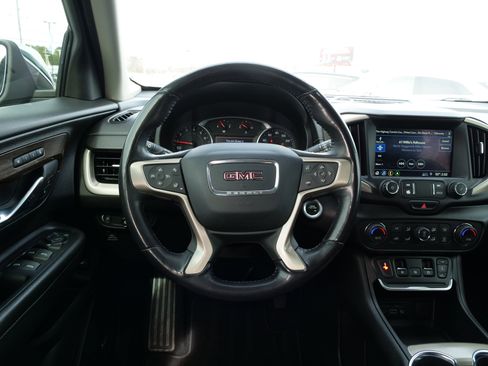 Used 2019 GMC Terrain Denali w/ Advanced Safety Package image 20