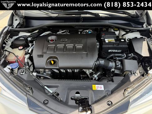 Used 2018 Toyota C-HR XLE FWD image 28