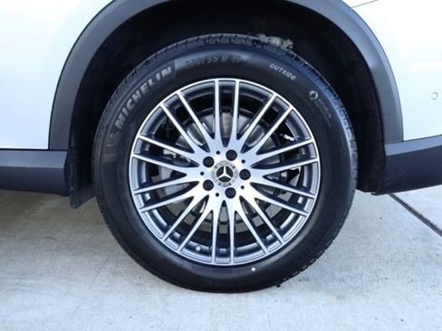 New 2026 Mercedes-Benz GLC 300 GLC 300 image 10