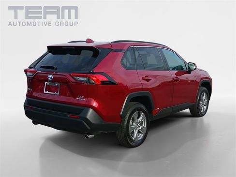 Used 2024 Toyota RAV4 XLE image 7