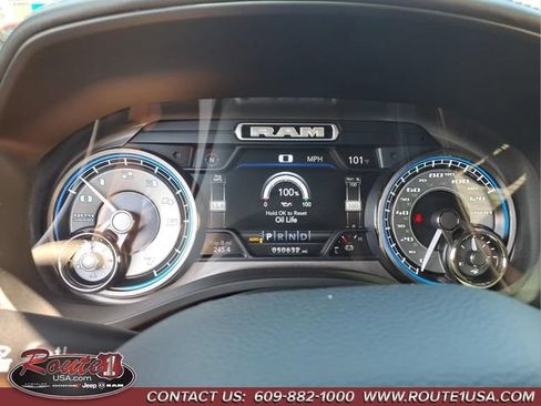 Used 2020 RAM 1500 Limited w/ Black Appearance Package AWD/4WD image 34