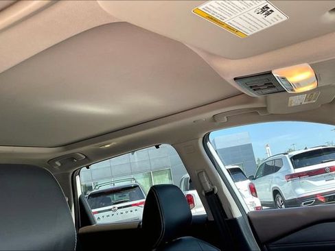 Used 2022 Nissan Rogue SL w/ SL Premium Package FWD image 20