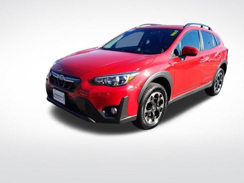 Used 2023 Subaru Crosstrek 2.0i Premium AWD/4WD image 3