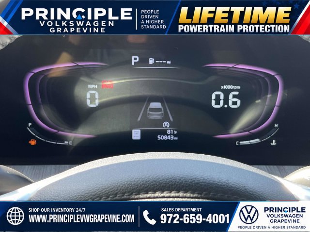 Used 2024 Kia Telluride EX w/ EX Captain's Chair Package FWD image 18
