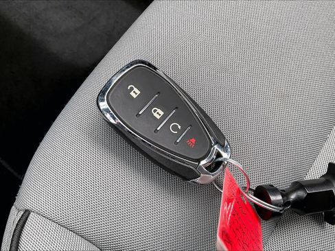 Used 2025 Chevrolet TrailBlazer LT FWD image 14