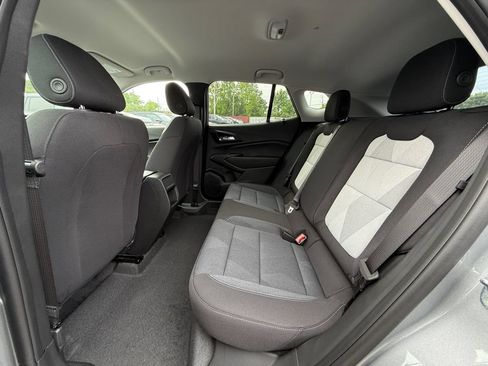 New 2026 Chevrolet Trax LS w/ LS Convenience Package FWD image 21