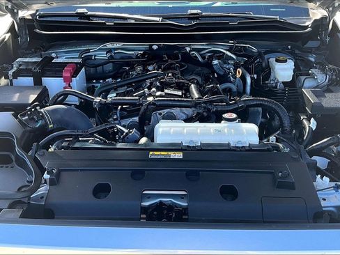 Used 2024 Toyota Tacoma Limited w/ Limited Package (LT) image 29