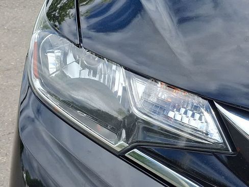 Used 2019 Honda Fit LX image 27