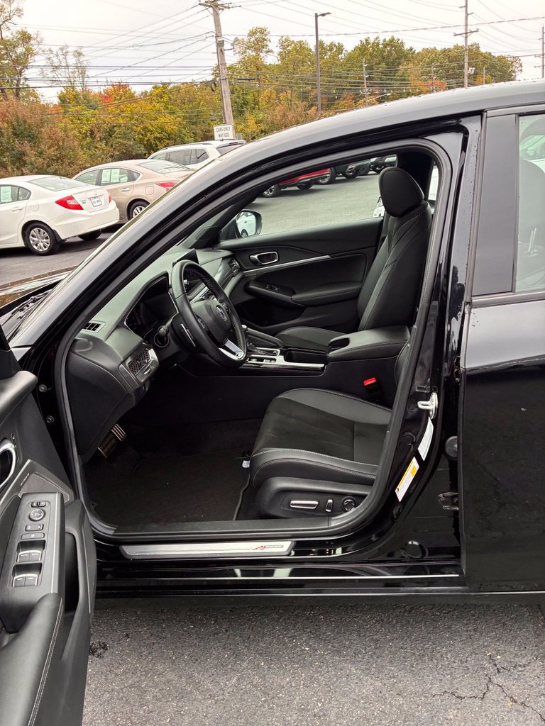 Used 2025 Acura Integra A-Spec w/ Technology Package FWD image 25