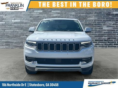 Used 2022 Jeep Wagoneer Series III w/ Premium Group I RWD image 3