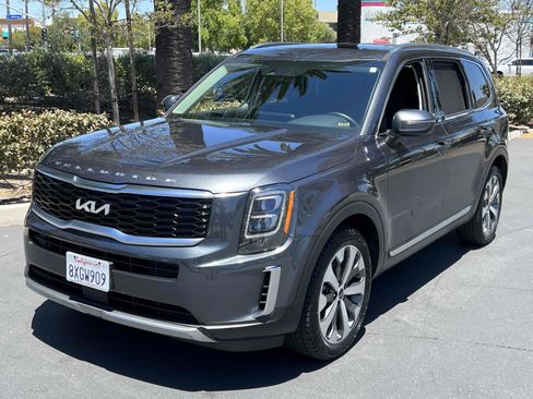 Used 2022 Kia Telluride EX w/ EX Premium Package FWD image 22