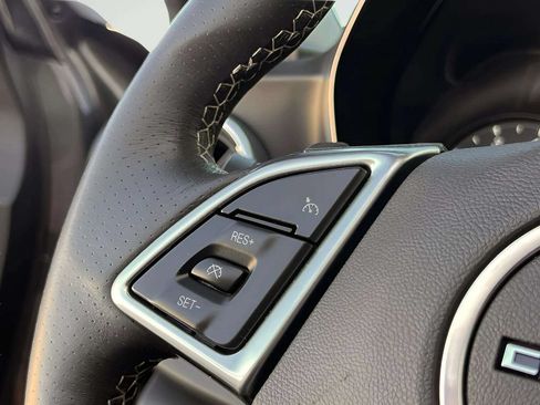Used 2017 Chevrolet Camaro SS RWD image 14
