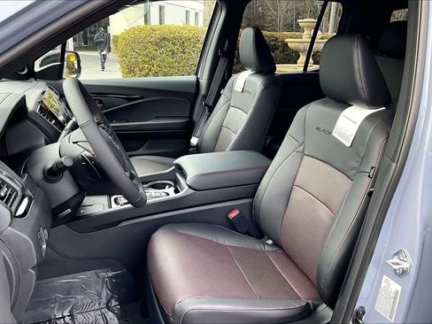 New 2026 Honda Ridgeline Black Edition image 14