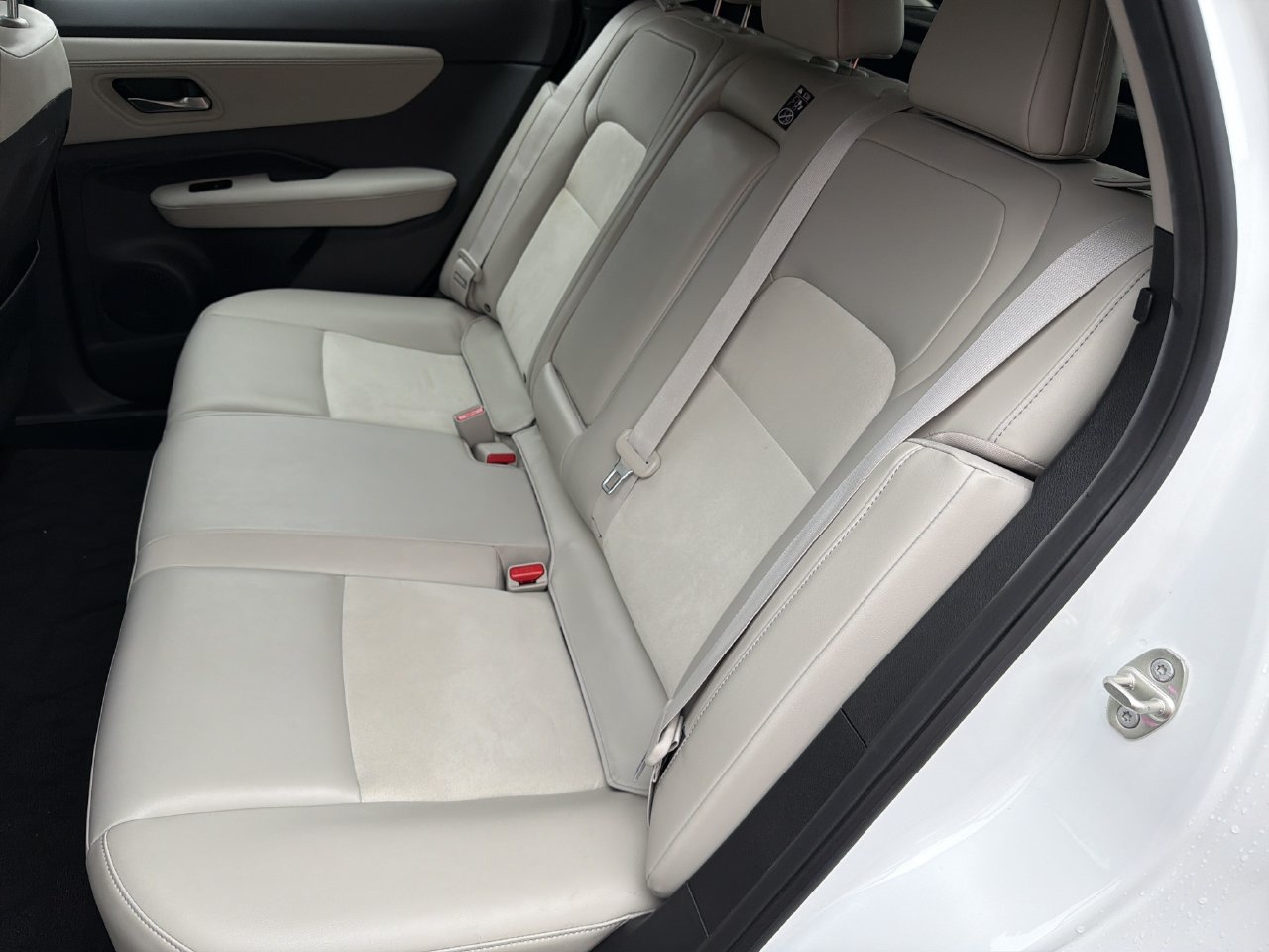 Certified 2023 Nissan Ariya FWD image 19