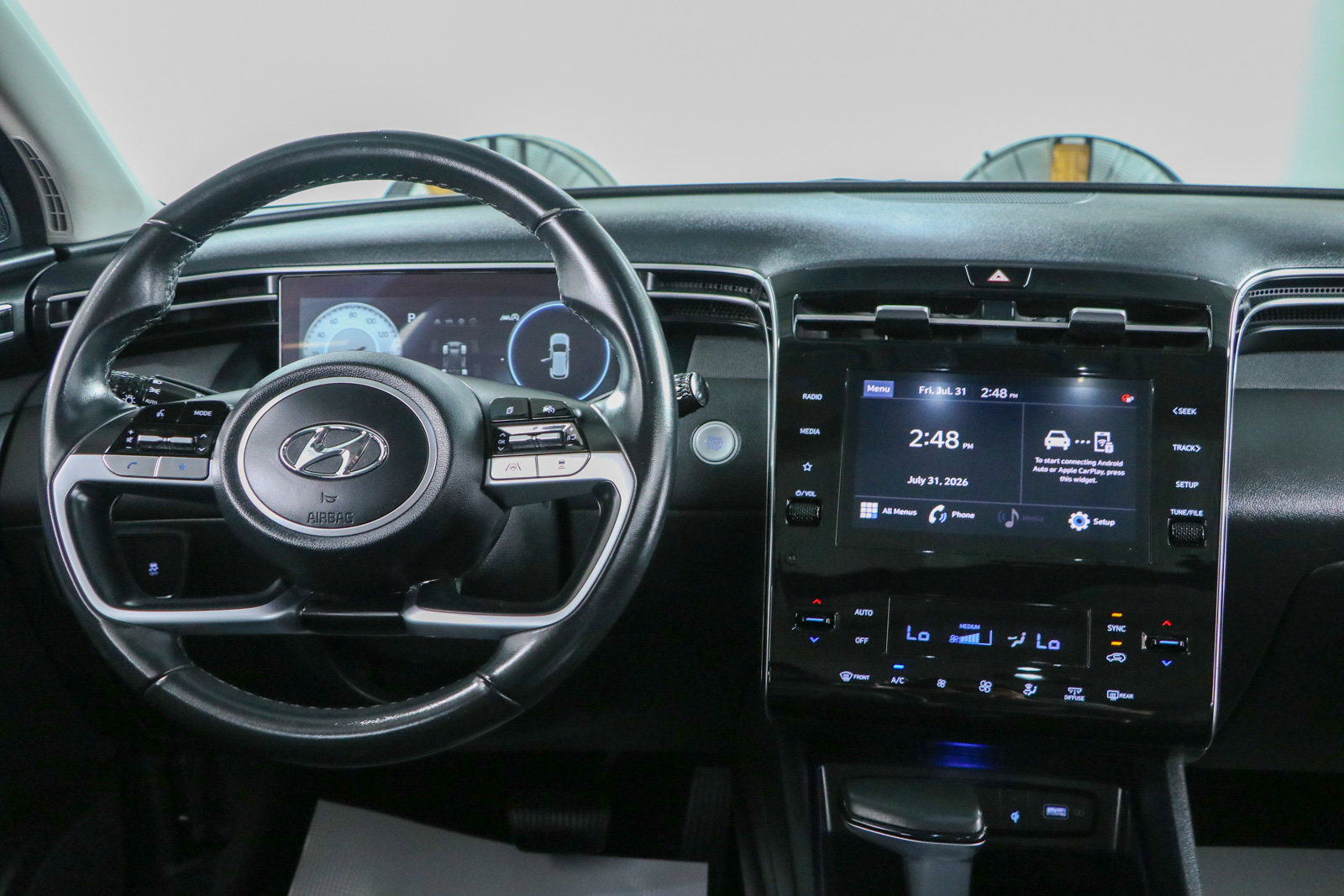 Used 2023 Hyundai Tucson SEL w/ Convenience Package AWD/4WD image 17