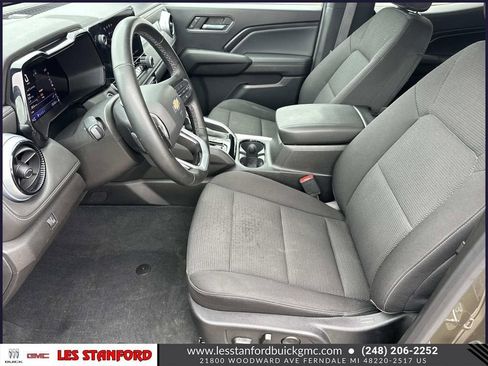Used 2023 Chevrolet Colorado LT w/ LT Convenience Package II AWD/4WD image 20