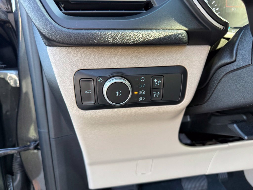 Used 2020 Ford Escape SEL FWD image 15