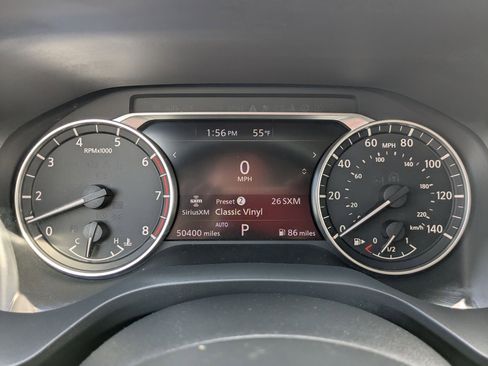 Used 2021 Nissan Rogue SV image 15