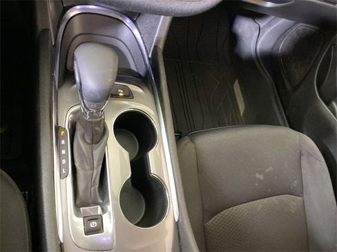 Used 2022 Chevrolet Malibu LT image 41