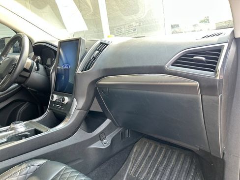 Used 2024 Ford Edge Titanium AWD/4WD image 15