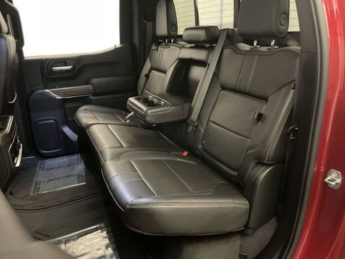 Used 2021 Chevrolet Silverado 1500 High Country w/ Technology Package image 17