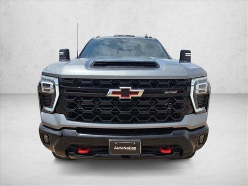 New 2026 Chevrolet Silverado 2500 ZR2 AWD/4WD image 6