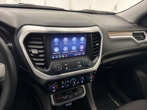 Used 2023 GMC Acadia SLE w/ Driver Convenience Package FWD image 19