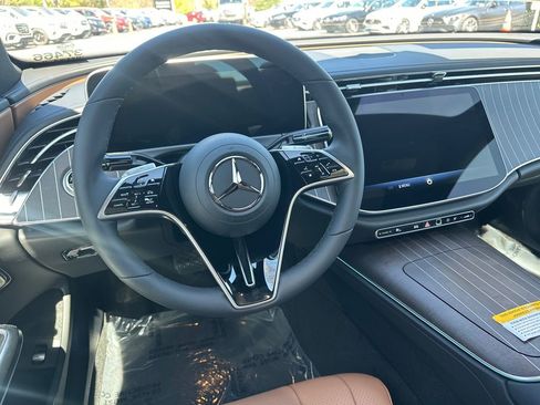 New 2026 Mercedes-Benz E 350 4MATIC Sedan image 25
