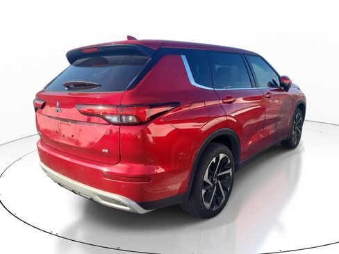 Used 2024 Mitsubishi Outlander SE FWD image 7