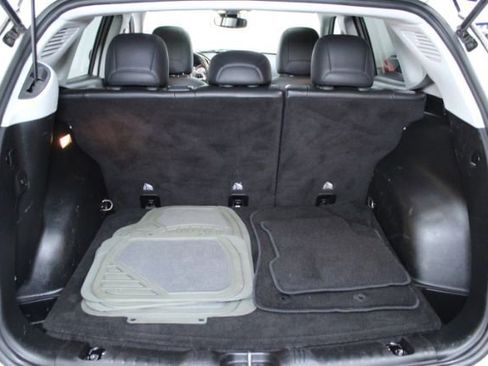 Used 2018 Jeep Compass Limited w/ Navigation Group image 23