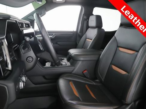 Used 2023 GMC Sierra 1500 AT4 w/ Technology Package image 16
