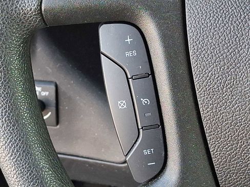 Used 2024 GMC Savana 2500 w/ Driver Convenience Package RWD image 19