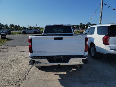 Used 2025 Chevrolet Silverado 2500 LT AWD/4WD image 6